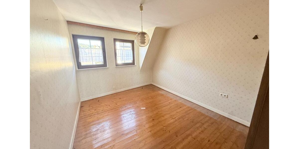 Maisonettenwohnung Mayen - 5 Zimmer, 145 m&sup2;, 1.200&euro; | Angebot:25352869