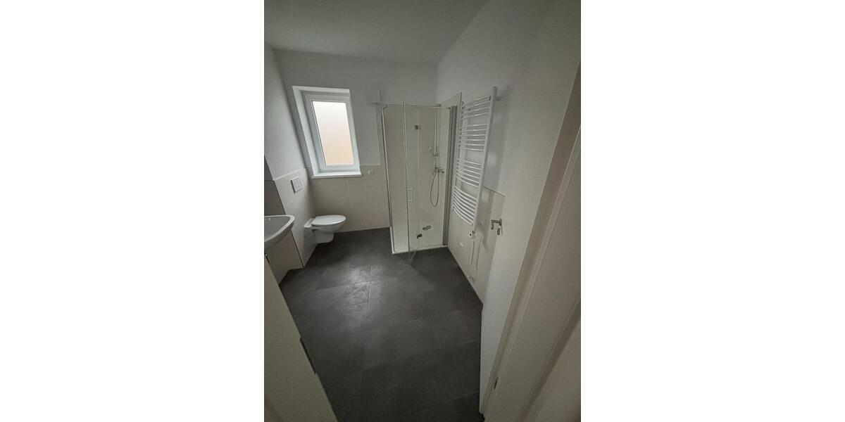 Etagenwohnung Urmitz - 3 Zimmer, 76 m&sup2;, 1.250&euro; | Angebot:23837933
