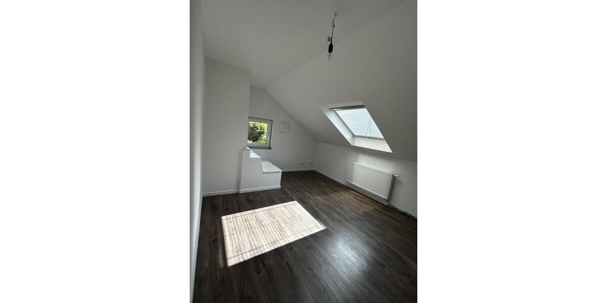 Dachgeschoßwohnung Neuhäusel - 4 Zimmer, 72 m&sup2;, 695&euro; | Angebot:26653146