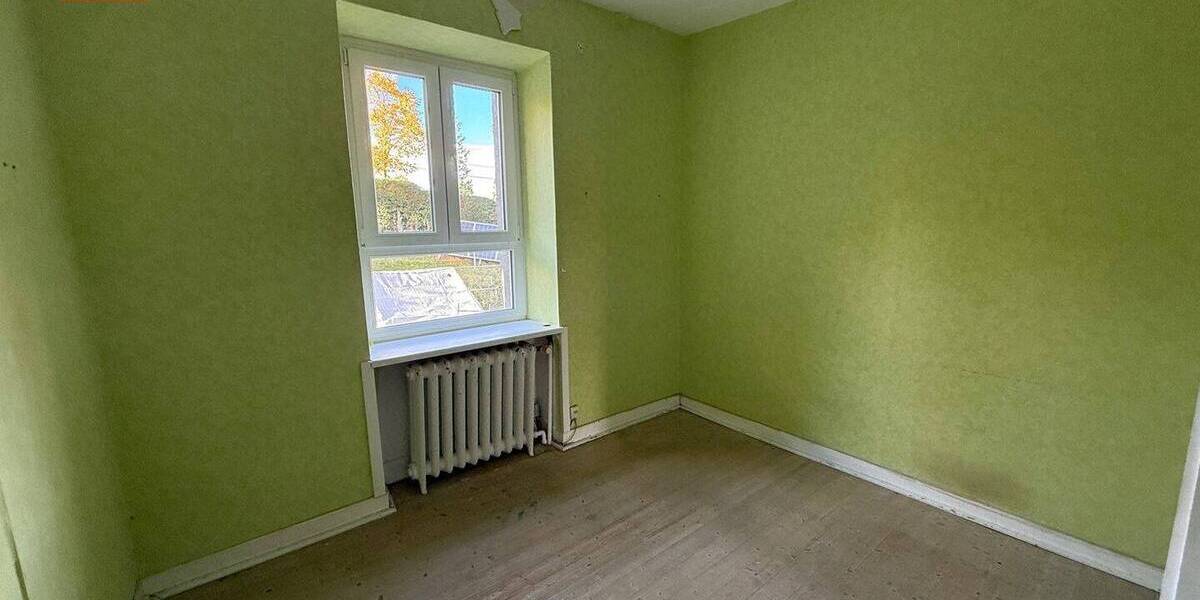 Einfamilienhaus Mayen / Hausen bei Mayen Hausen - 4 Zimmer, 140 m&sup2;, 250.000&euro; | Angebot:25731089