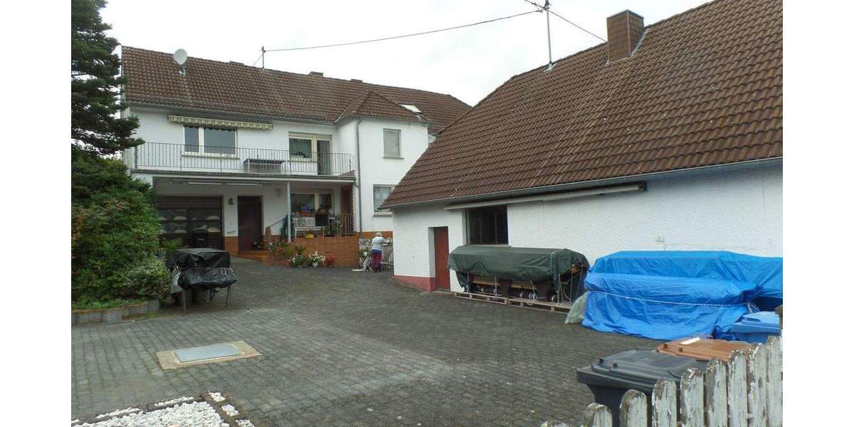 Einfamilienhaus Oberdreis - 1 Zimmer, 242 m&sup2;, 235.000&euro; | Angebot:25732785