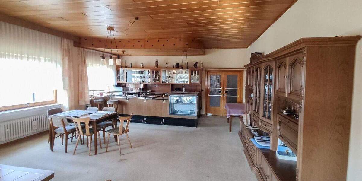 Mehrfamilienhaus, Wohnhaus Freirachdorf - 1 Zimmer, 317 m&sup2;, 329.000&euro; | Angebot:25691934