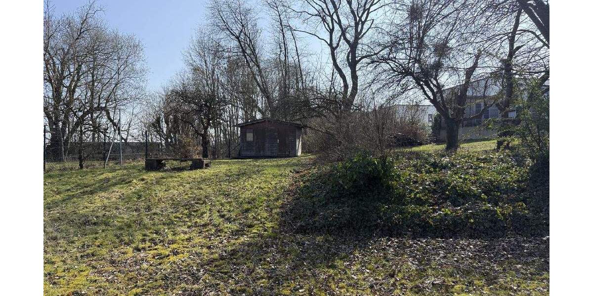 Einfamilienhaus Montabaur - 7 Zimmer, 215 m&sup2;, 550.000&euro; | Angebot:25708358