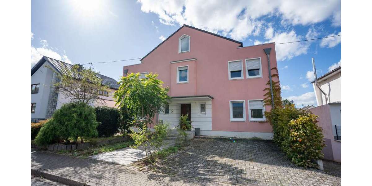 Einfamilienhaus Sinzig - 10 Zimmer, 359 m&sup2;, 695.000&euro; | Angebot:25192192