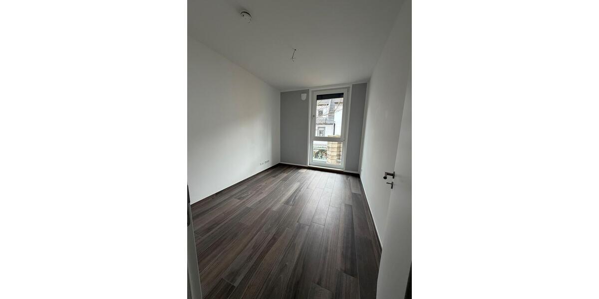 Etagenwohnung Neuwied - 3 Zimmer, 81 m&sup2;, 1.212&euro; | Angebot:25887788