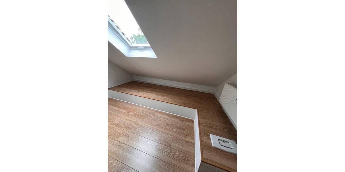 Einfamilienhaus Roßbach - 3 Zimmer, 117 m&sup2;, 950&euro; | Angebot:26908517