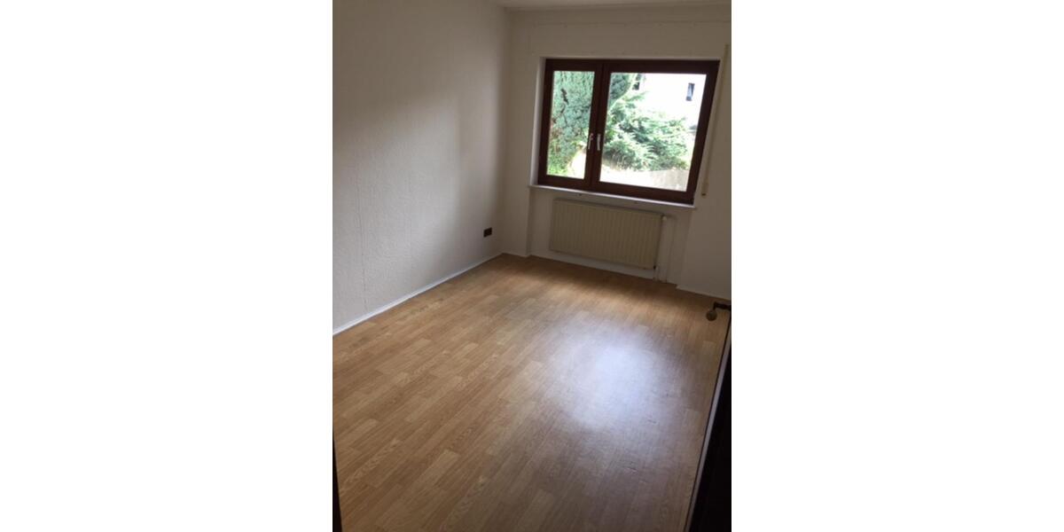 Etagenwohnung Neuwied Block - 3 Zimmer, 82 m&sup2;, 740&euro; | Angebot:25854811