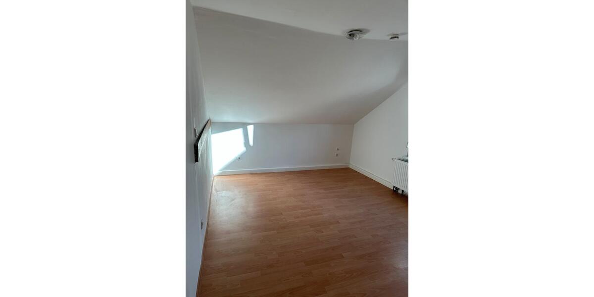 Dachgeschoßwohnung Bad Hönningen - 3 Zimmer, 58 m&sup2;, 550&euro; | Angebot:25300318