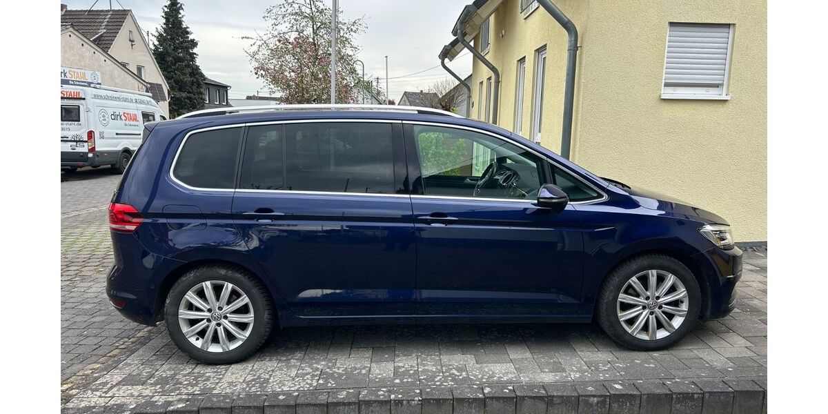 VW Touran 160.000 km 15.500 &euro; Sinzig 53489