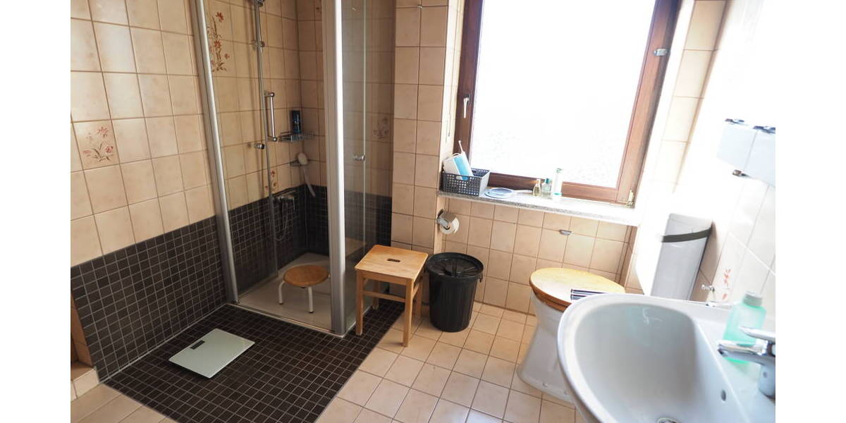 Einfamilienhaus Ransbach-Baumbach Baumbach - 8 Zimmer, 180 m&sup2;, 339.000&euro; | Angebot:25938064