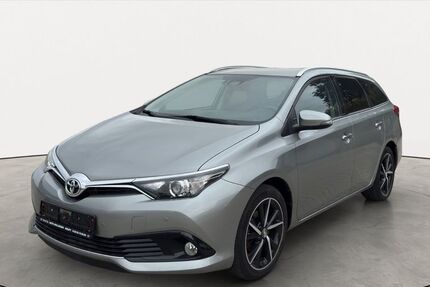 Toyota Auris 58.800 km 14.390 &euro; Kruft 56642