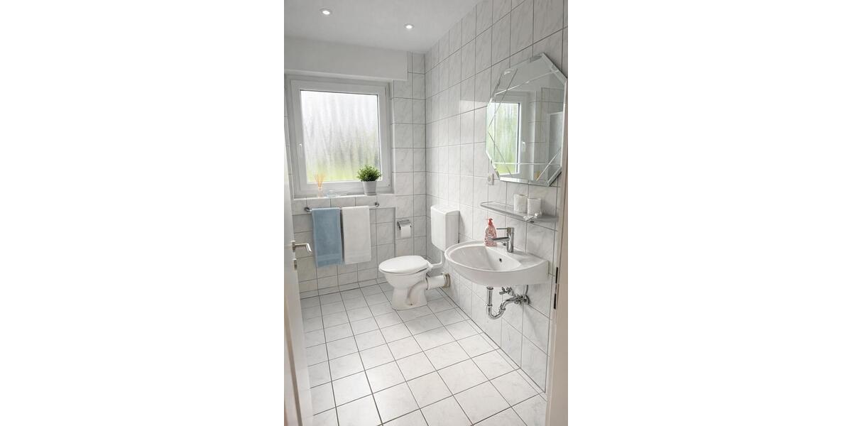 Etagenwohnung Lonnig - 3 Zimmer, 78 m&sup2;, 650&euro; | Angebot:25990629