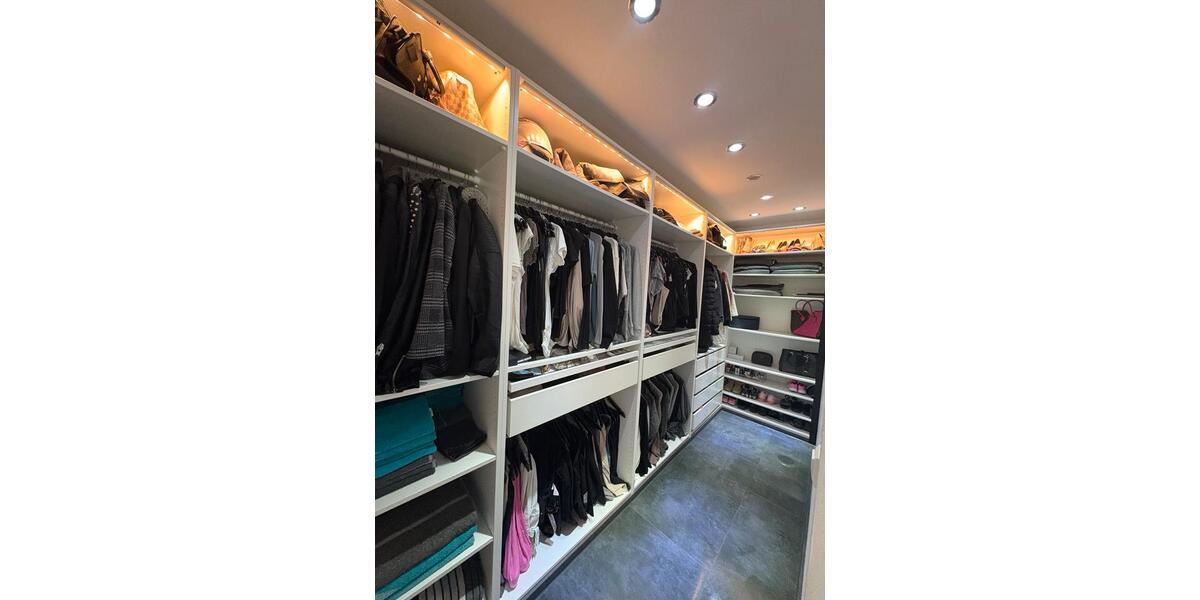 Bungalow Neustadt (Wied) Hombach - 4 Zimmer, 141 m&sup2;, 598.000&euro; | Angebot:26019870