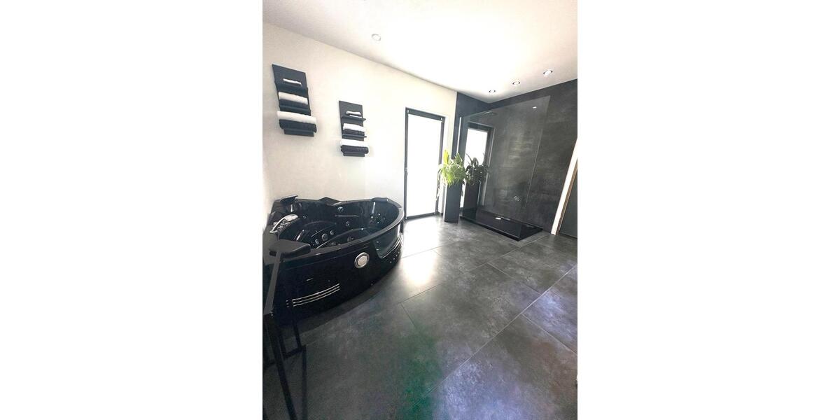 Bungalow Neustadt (Wied) Hombach - 4 Zimmer, 141 m&sup2;, 598.000&euro; | Angebot:26019870