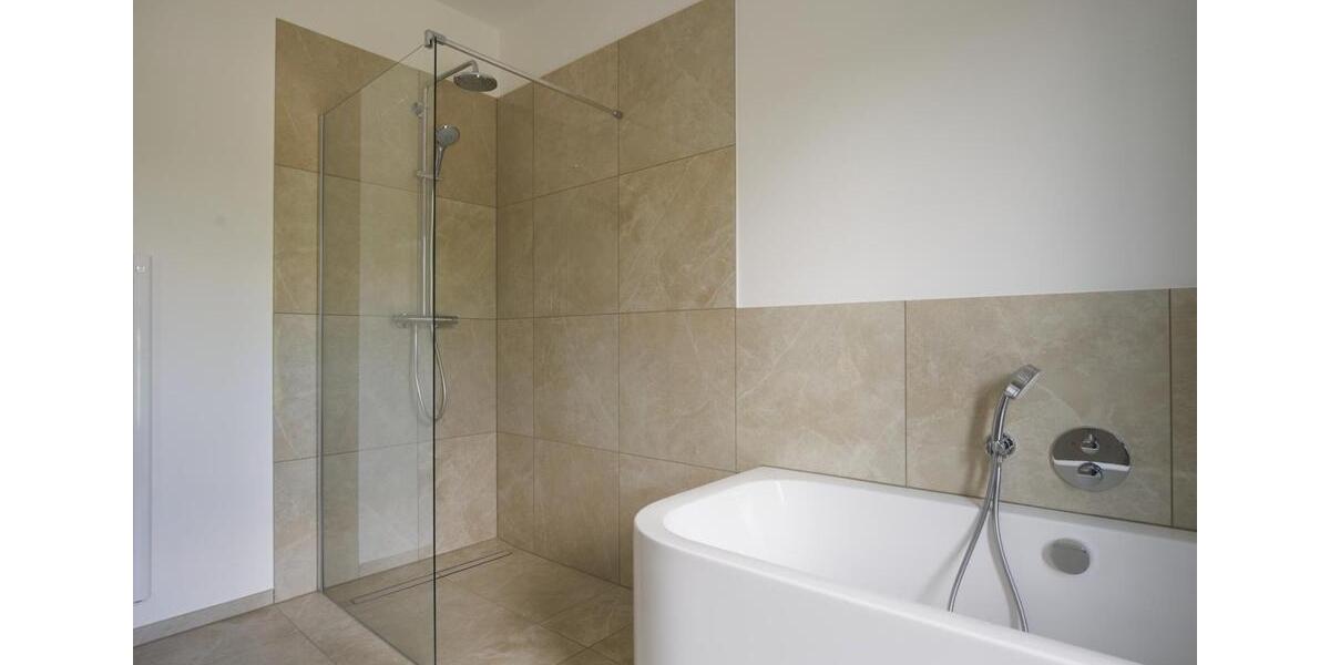 Hochparterre Lahnstein - 3 Zimmer, 97 m&sup2;, 1.210&euro; | Angebot:25231996