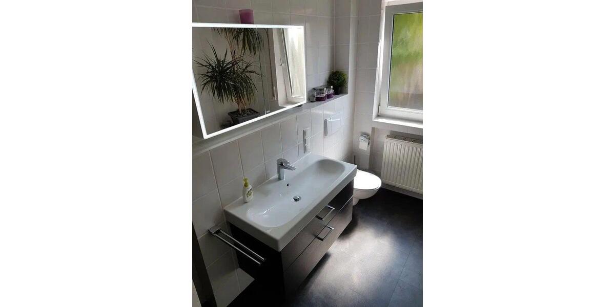 Etagenwohnung Lahnstein - 3 Zimmer, 96 m&sup2;, 275.000&euro; | Angebot:26868410