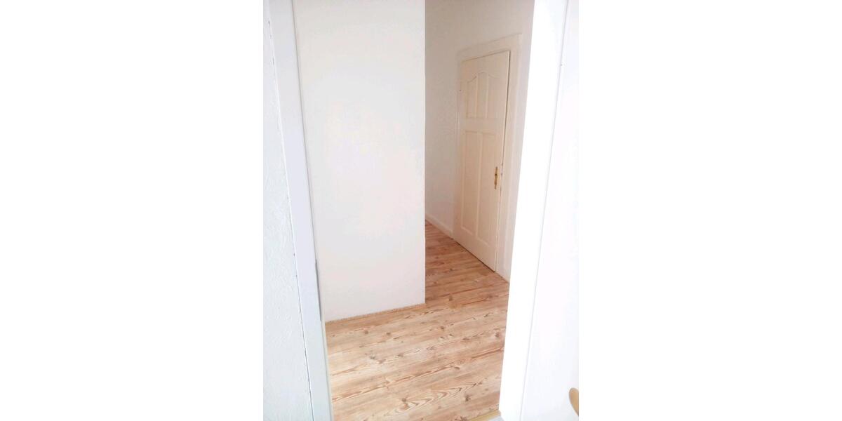 Etagenwohnung Raubach - 3 Zimmer, 100 m&sup2;, 700&euro; | Angebot:24591151