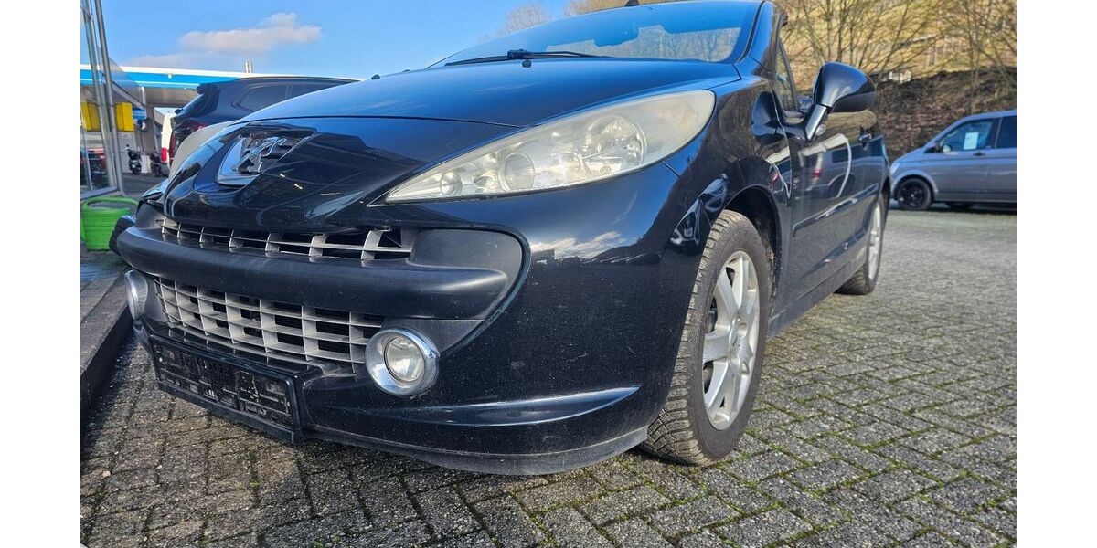 Peugeot 207 143.942 km 1.300 &euro; Unkel 53572