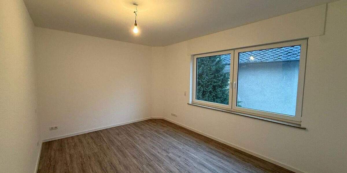 Etagenwohnung Andernach-Namedy Namedy - 3 Zimmer, 101 m&sup2;, 1.567&euro; | Angebot:25835101