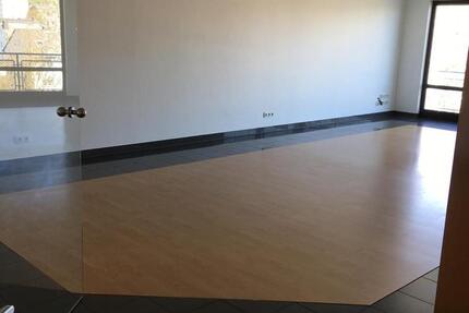 Wohnung Mayen - 3 Zimmer, 130 m&sup2;, 990&euro; | Angebot:27613602