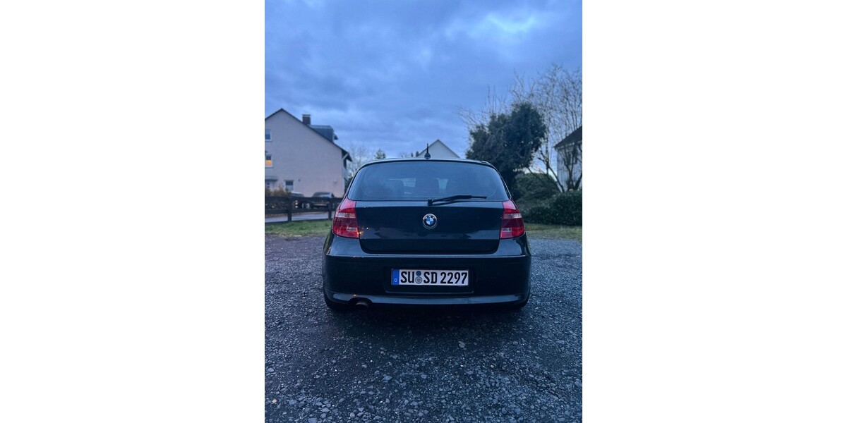 BMW 1er 282.444 km 3.700 &euro; Bad Honnef 53604