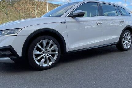 Skoda Octavia 153.000 km 18.490 &euro; Unkel 53572
