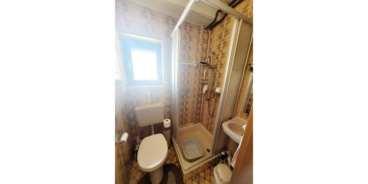 Mehrfamilienhaus, Wohnhaus Höhr-Grenzhausen Grenzhausen - 6 Zimmer, 168 m&sup2;, 209.000&euro; | Angebot:25702323