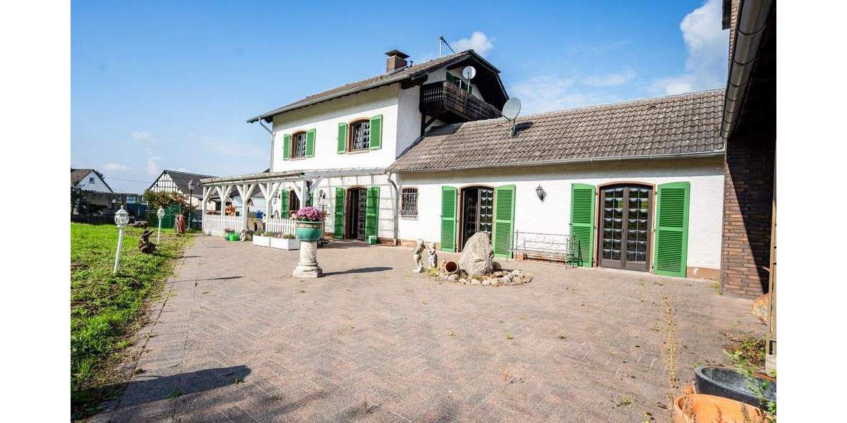 Einfamilienhaus Neustadt (Wied) Eilenberg - 6 Zimmer, 303 m&sup2;, 568.000&euro; | Angebot:25686401