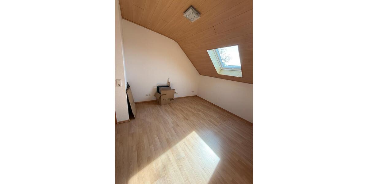 Dachgeschoßwohnung Ransbach-Baumbach Baumbach - 2 Zimmer, 54 m&sup2;, 600&euro; | Angebot:26012709