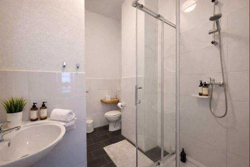 Mehrfamilienhaus, Wohnhaus Koblenz Altstadt - 5 Zimmer, 120 m&sup2;, 890.000&euro; | Angebot:25773612