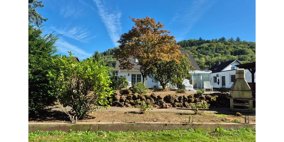 Einfamilienhaus Waldbreitbach - 3 Zimmer, 205 m&sup2;, 498.000&euro; | Angebot:25310215