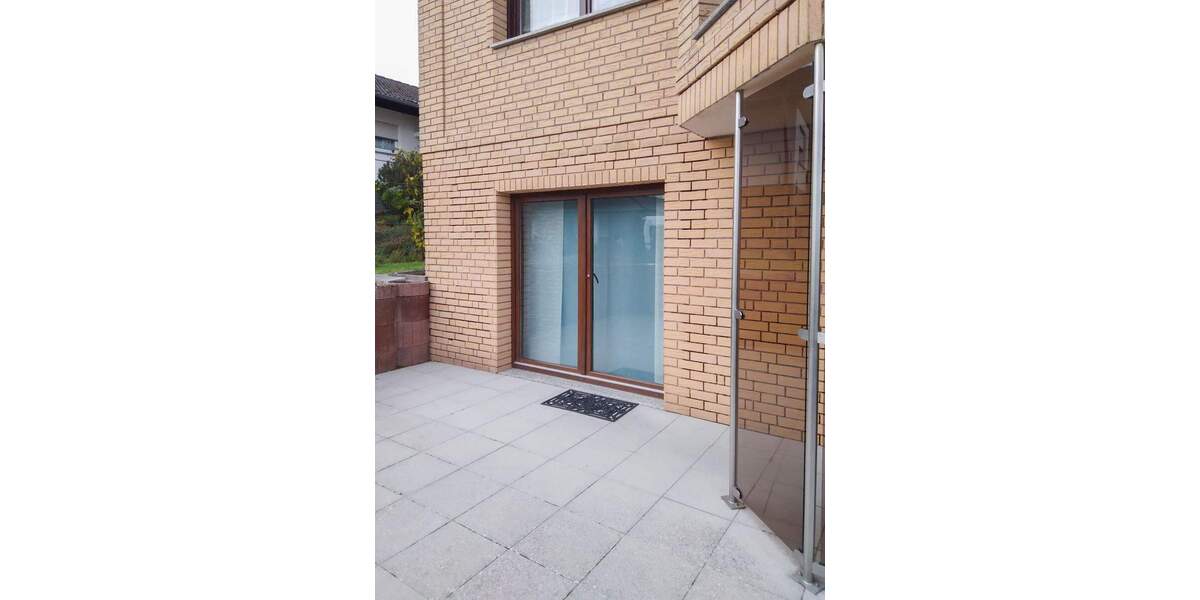 Einfamilienhaus Straßenhaus - 8 Zimmer, 220 m&sup2;, 570.000&euro; | Angebot:25691903