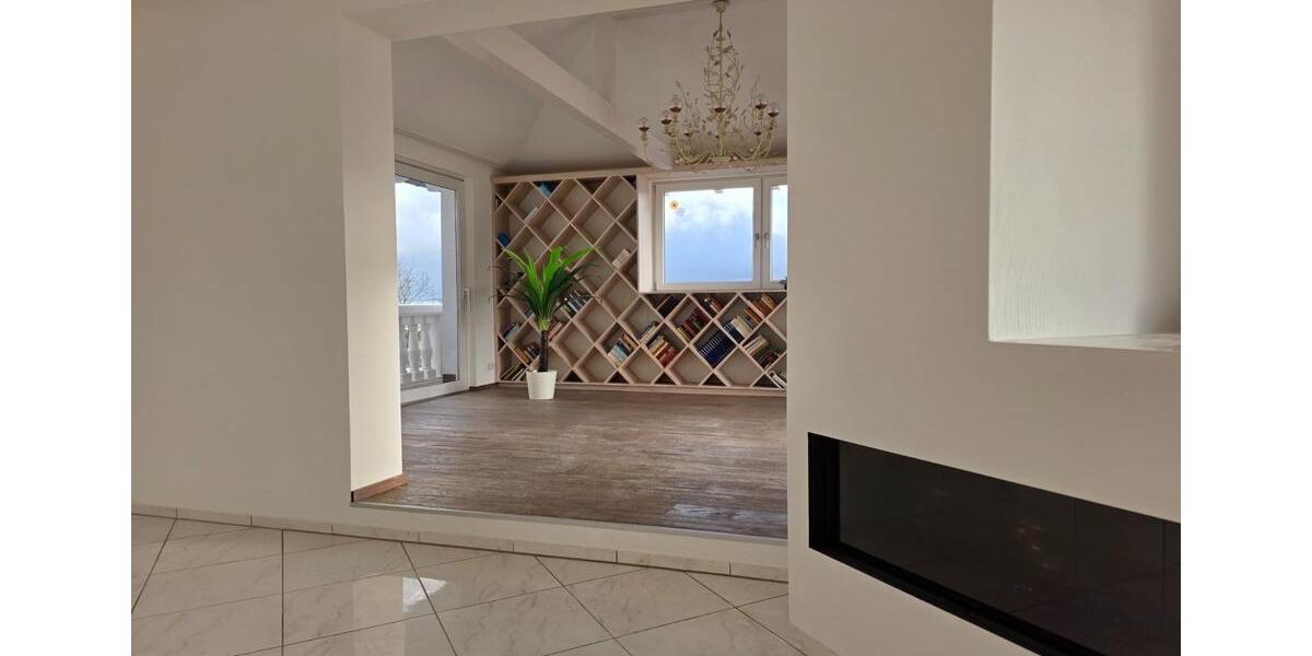 Etagenwohnung Dierdorf - 4 Zimmer, 214 m&sup2;, 1.550&euro; | Angebot:25497965