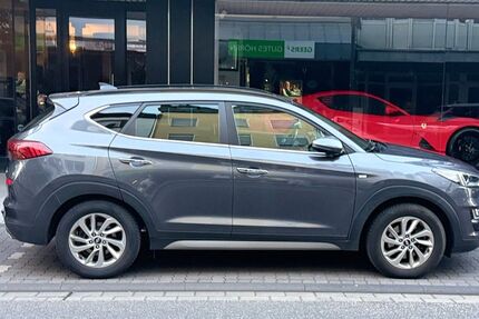 Hyundai TUCSON 160.000 km 16.900 &euro; Mulheim Karlich 56218