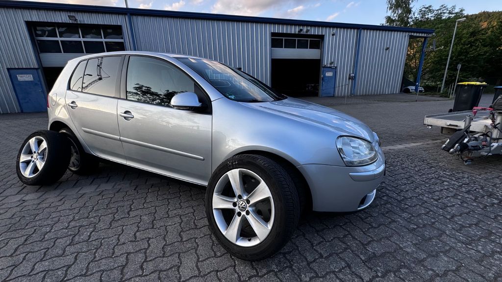 VW Golf 256.456 km 988 &euro; Dieblich 56332