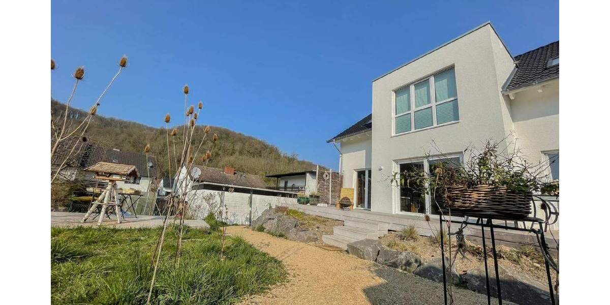 Einfamilienhaus Remagen Unkelbach - 7 Zimmer, 176 m&sup2;, 796.000&euro; | Angebot:25695606