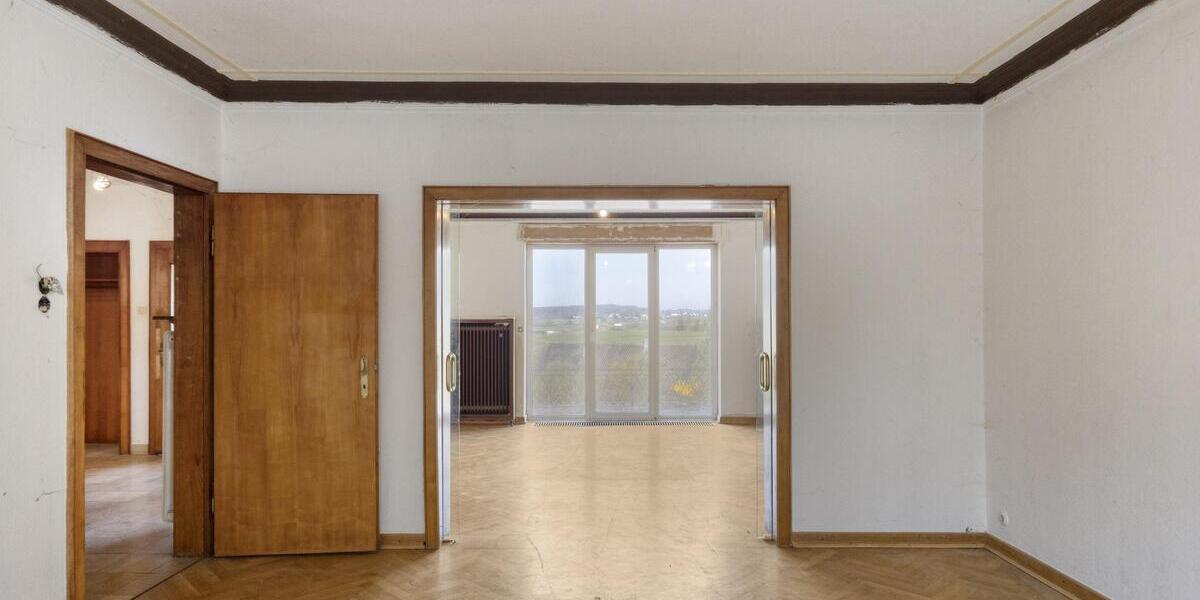 Solides Haus mit großem Garten in Aussichtslage ! - Einfamilienhaus Staudt | Angebot:25942745