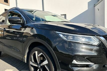 Nissan Qashqai 96.000 km 12.999 &euro; Herschbach 56249