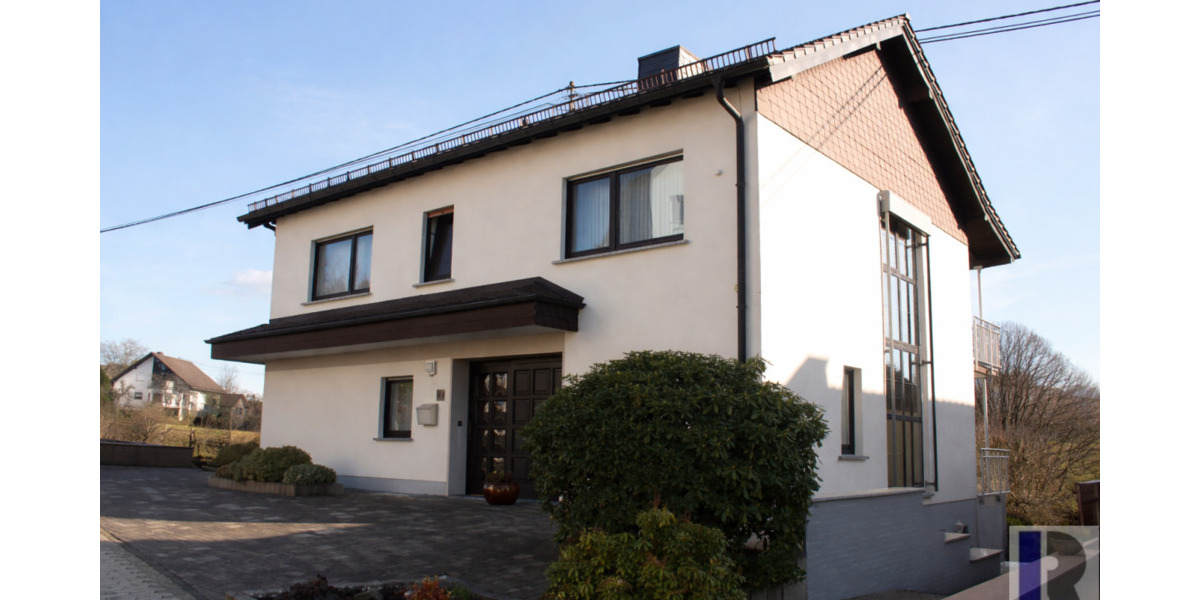 Einfamilienhaus Hümmerich - 6 Zimmer, 190 m&sup2;, 425.000&euro; | Angebot:25695128