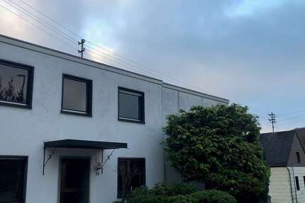 Haus Rieden - 7 Zimmer, 173 m&sup2;, 210.000&euro; | Angebot:24338235