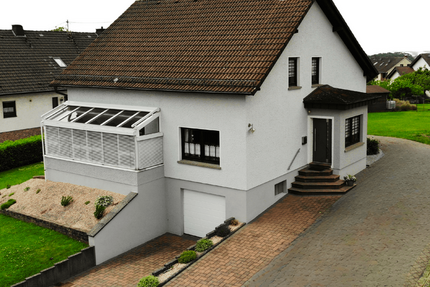 Haus Neustadt (Wied) Hombach - 6 Zimmer, 164 m&sup2;, 349.500&euro; | Angebot:23881880