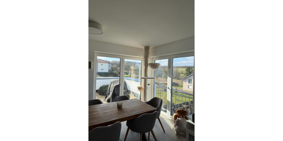 Etagenwohnung Urbach - 4 Zimmer, 123 m&sup2;, 1.250&euro; | Angebot:26000145