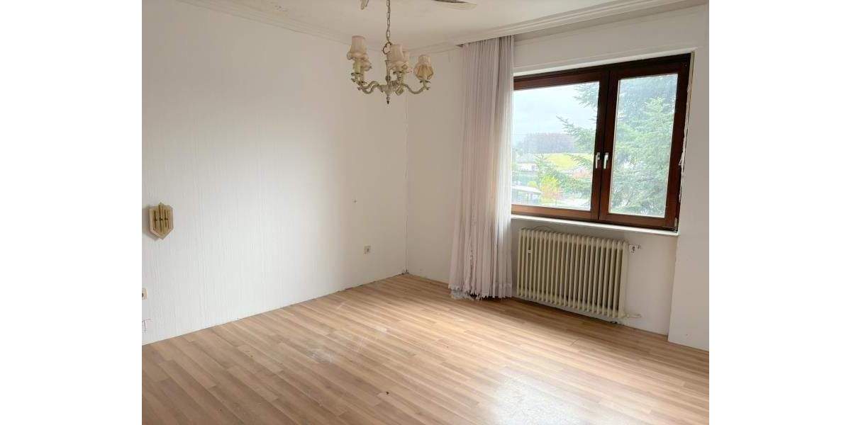 Einfamilienhaus Nauort - 1 Zimmer, 235 m&sup2;, 259.000&euro; | Angebot:25734855