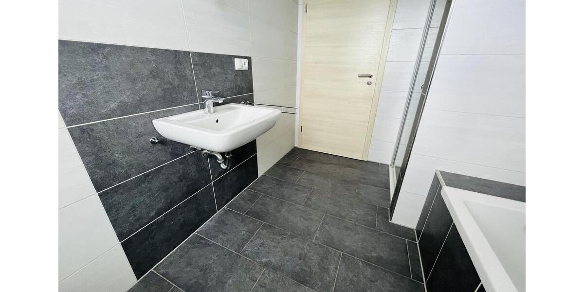 Erdgeschoßwohnung Andernach - 3 Zimmer, 99 m&sup2;, 1.180&euro; | Angebot:25436883