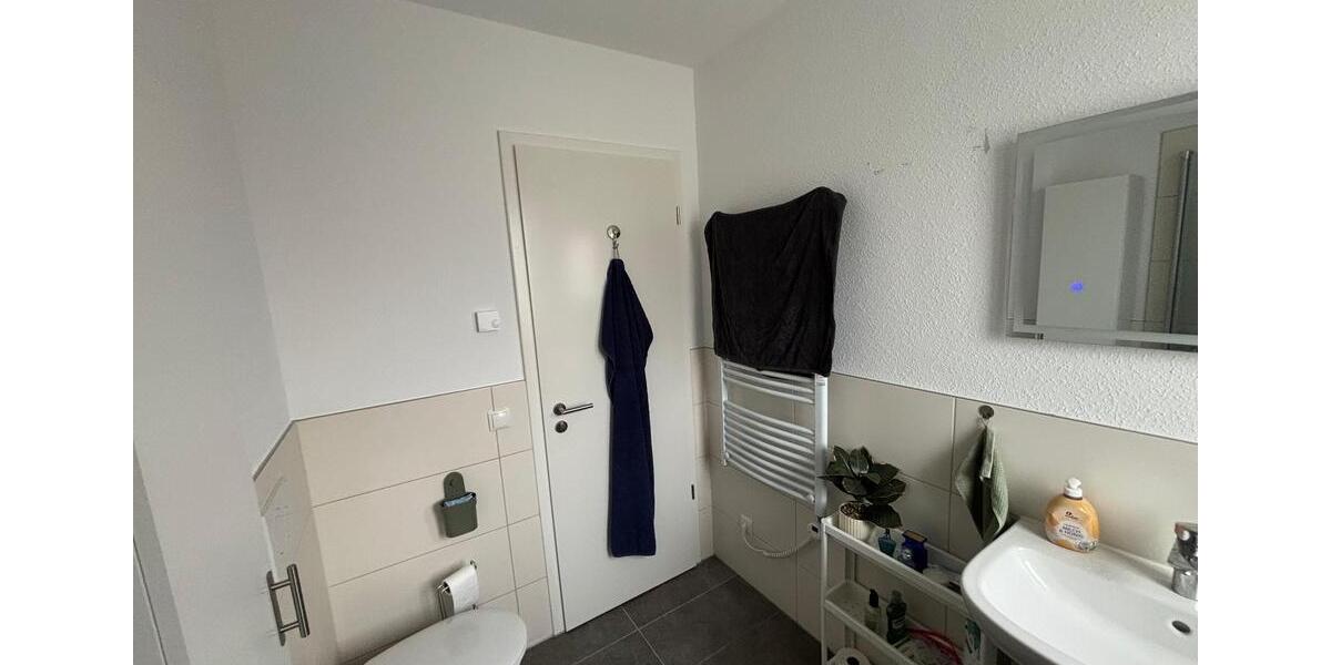 Etagenwohnung Urmitz - 3 Zimmer, 76 m&sup2;, 1.250&euro; | Angebot:23837933