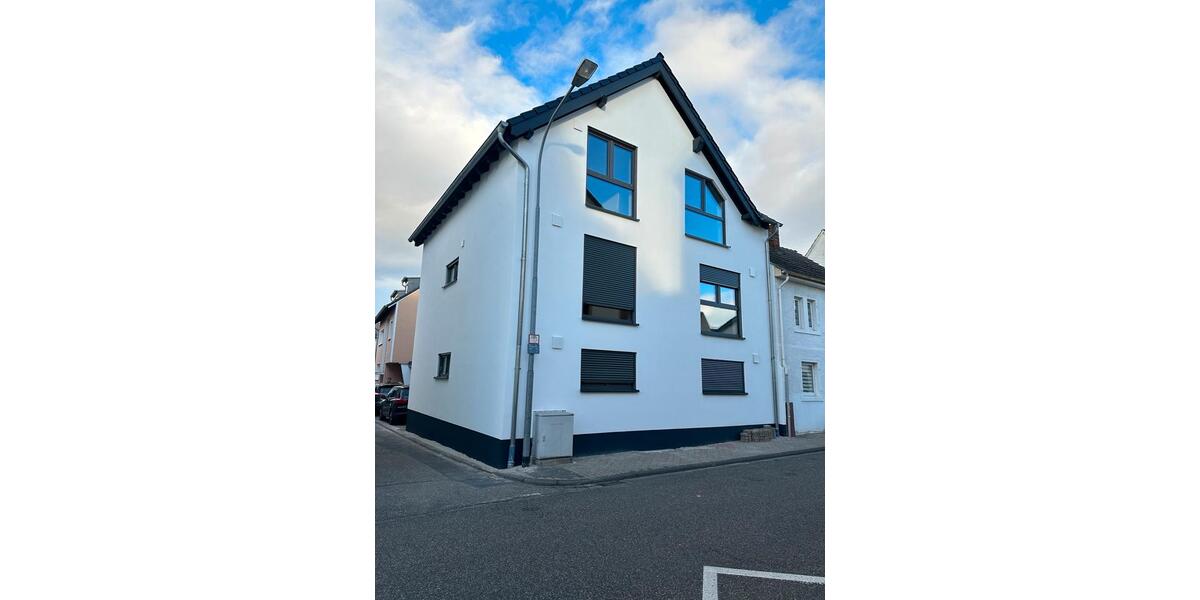 Dachgeschoßwohnung Urmitz - 3 Zimmer, 65 m&sup2;, 250.000&euro; | Angebot:25087116