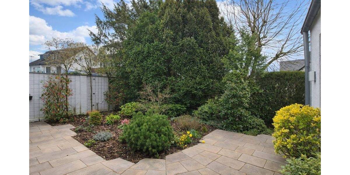 Einfamilienhaus Koblenz Karthause - 8 Zimmer, 303 m&sup2;, 890.000&euro; | Angebot:25927604