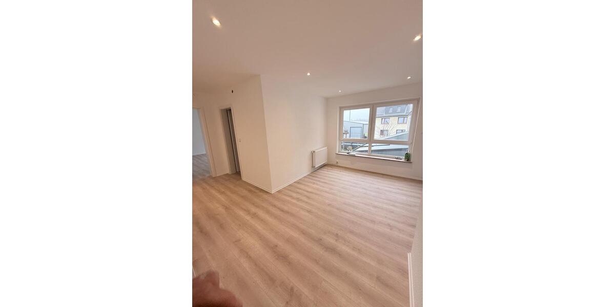 Etagenwohnung Kleinmaischeid - 4 Zimmer, 135 m&sup2;, 1.215&euro; | Angebot:25256837