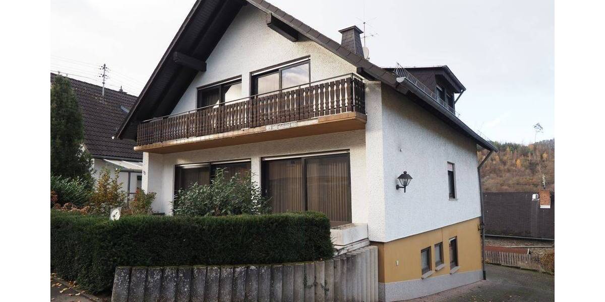 Einfamilienhaus Arzbach - 6 Zimmer, 150 m&sup2;, 320.000&euro; | Angebot:25665808