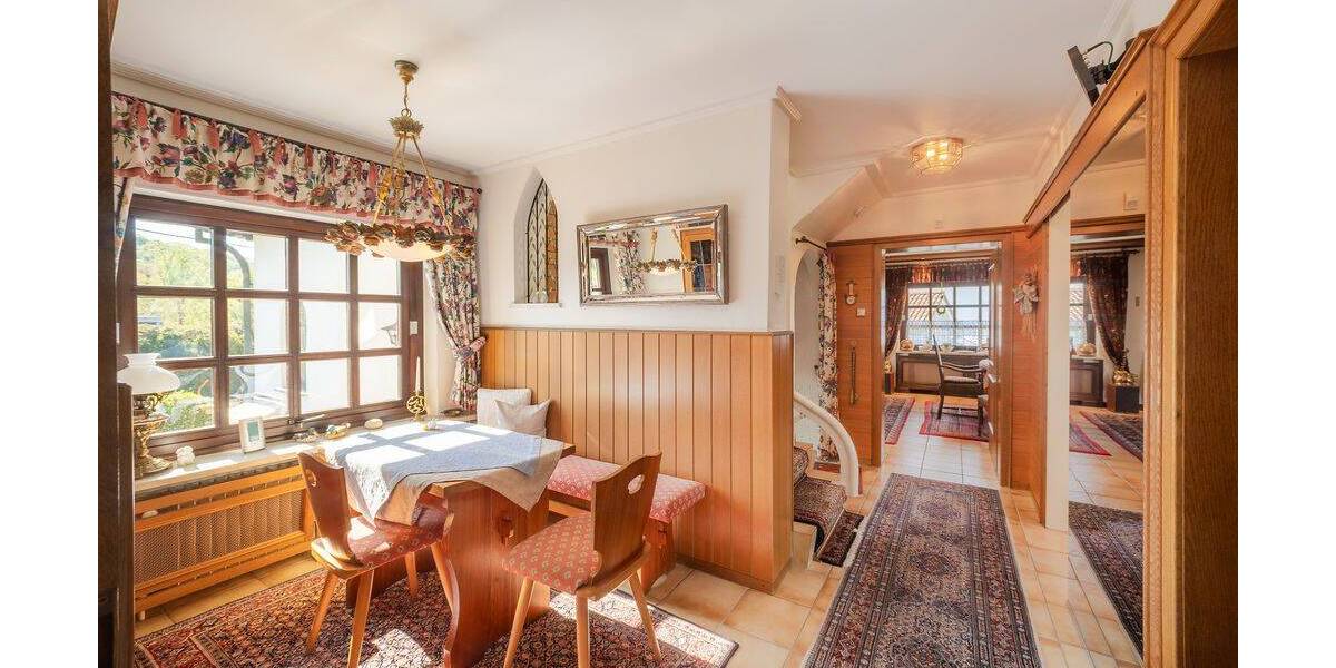 Einfamilienhaus Raubach - 8 Zimmer, 262 m&sup2;, 995.000&euro; | Angebot:25845622